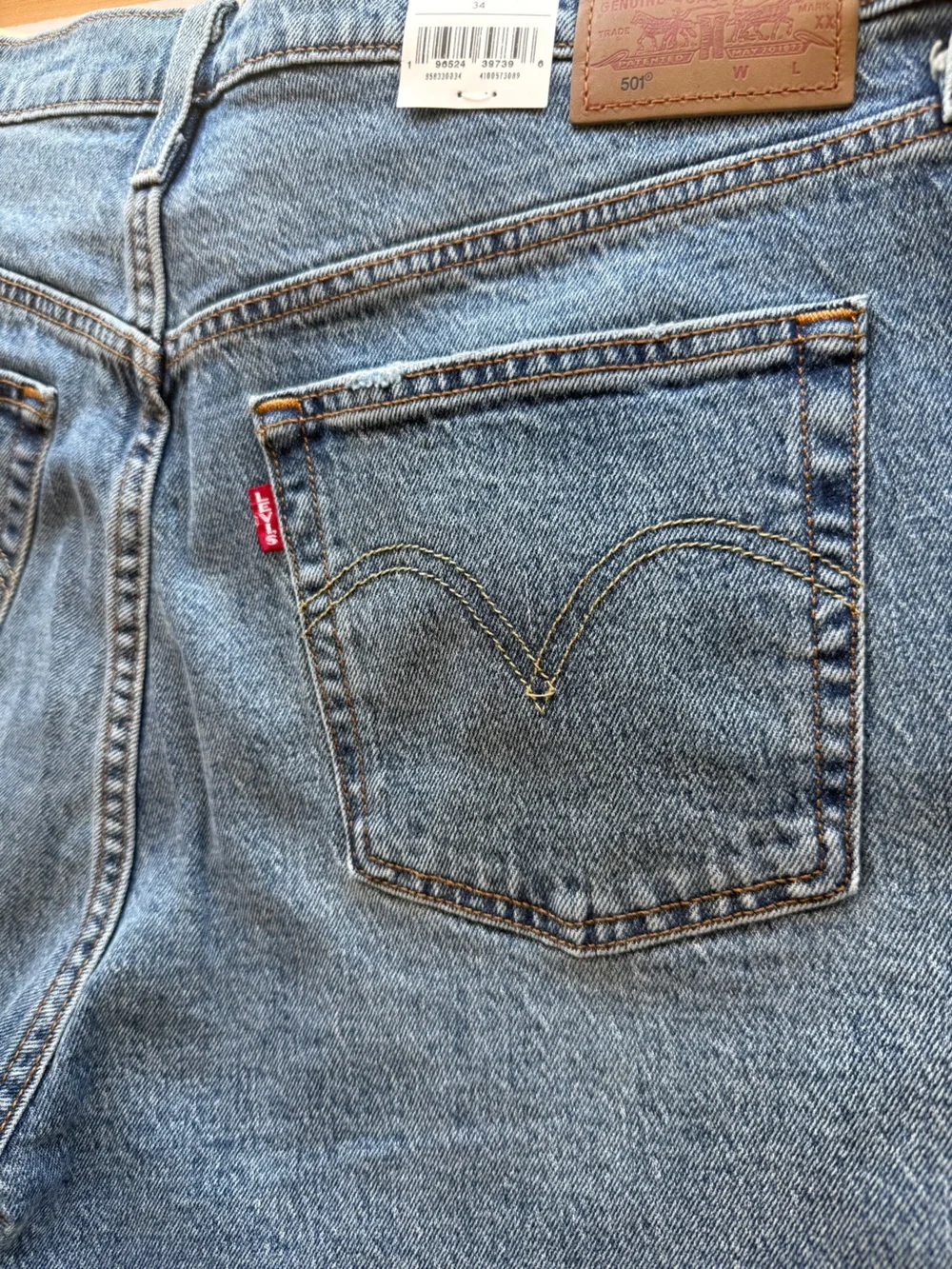 Levi's 501® Mid Thigh Women’s Shorts